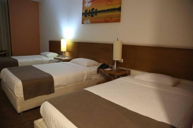 Civilization Misr Pyramids -foreiigners Only Hotel